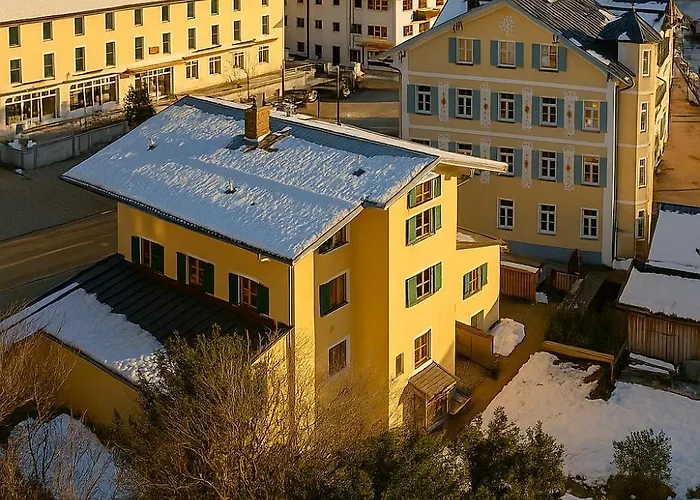 - Exclusive Lakefront With Private Zirben Sauna, 4 For Family & Friends Alpehytte *