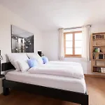 - Exclusive Lakefront With Private Zirben Sauna, 4 For Family & Friends Chalet
