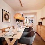 - Exclusive Lakefront With Private Zirben Sauna, 4 For Family & Friends * テガーンゼー