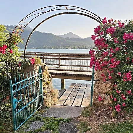 - Exclusive Lakefront With Private Zirben Sauna, 4 For Family & Friends *