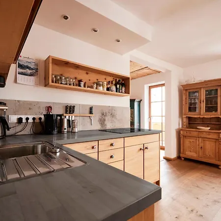 - Exclusive Lakefront With Private Zirben Sauna, 4 For Family & Friends *