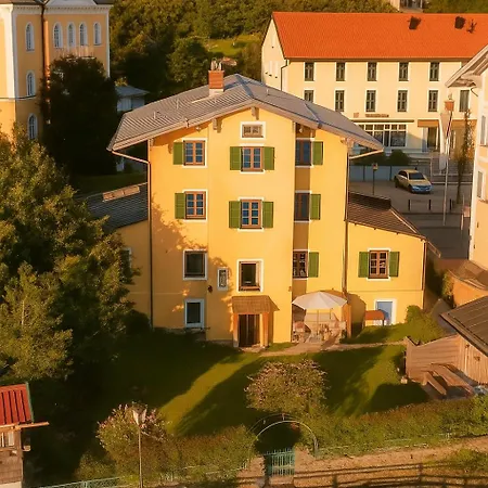 - Exclusive Lakefront With Private Zirben Sauna, 4 For Family & Friends Horská chata *