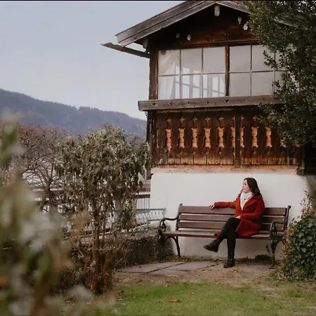 - Exclusive Lakefront With Private Zirben Sauna, 4 For Family & Friends